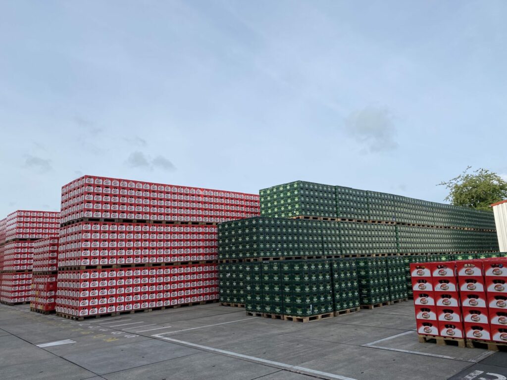 reusable crates for transporting goods in Europe